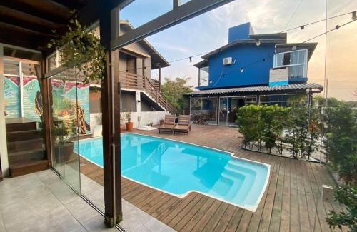 Praia do Rosa Cabin | Oahu Guest House