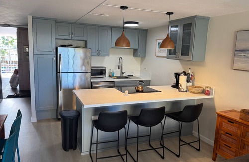 Mokuleia Condo | Oahu North Shore Cozy Condo Steps From The Beach