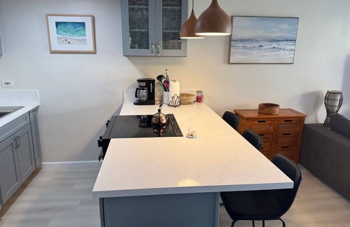 Mokuleia Condo | Oahu North Shore Cozy Condo Steps From The Beach