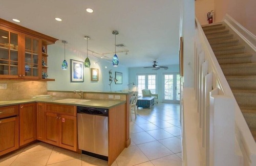 Laie House | Oahu Paradise - AC, 1 block to beach!