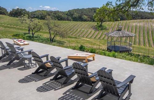 Templeton House | Oak and Vine Vineyard Estate