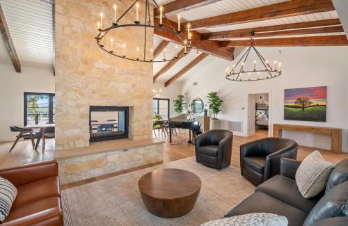 Templeton House | Oak and Vine Vineyard Estate