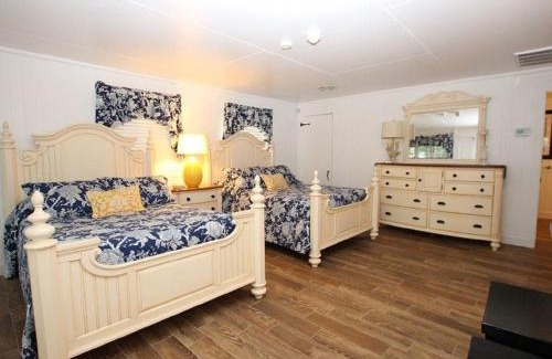 The Pines House | Oak avenue 16