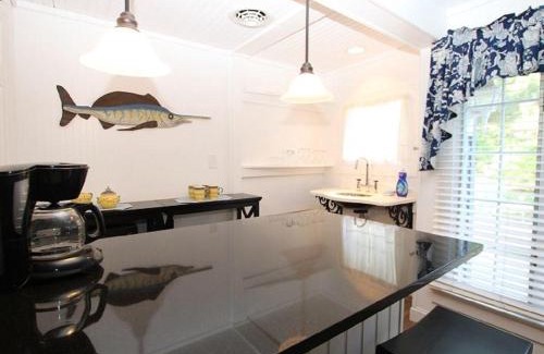 The Pines House | Oak avenue 16