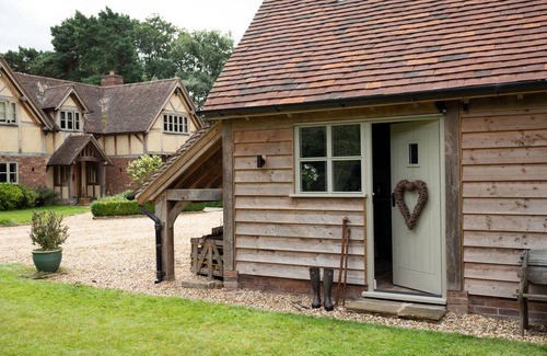 Allostock House | Oak Barn @ The Croft - Idyllic Luxury Barn Conversion near Knutsford, Cheshire.