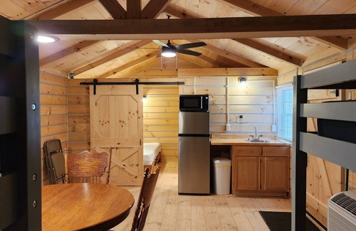 English Cabin | Oak Camping Cabin