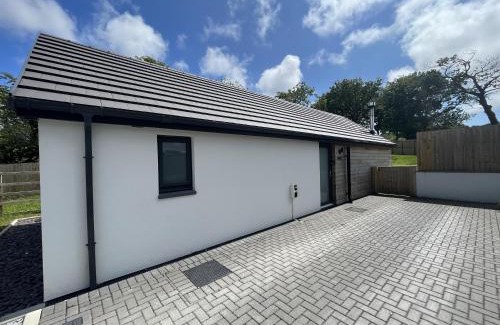 St. Florence House | Oak Cottage