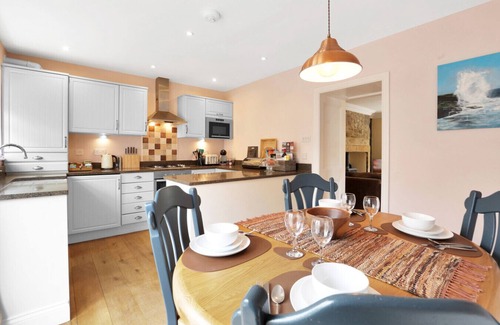 Lesbury House | Oak Cottage - North East Escapes
