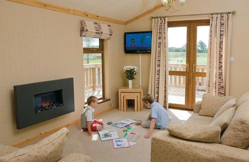 Palgrave Resort | Oak Farm Lodges