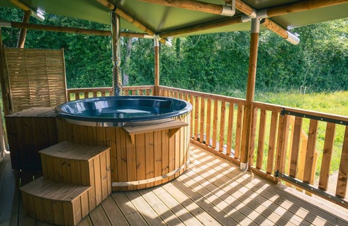 Moncontour House | Oak forest