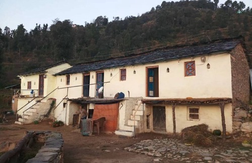 Tehri House | OAK FOREST HOME STAY