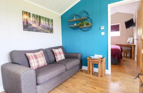 Swadlincote House | Oak