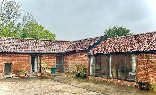Diss House | Oak Grange holiday cottage