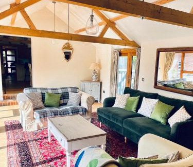 Diss House | Oak Grange holiday cottage