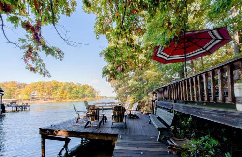 Cats Paw House | Oak Grove Cottage