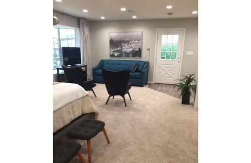 Texarkana Apartment | Oak Hill, Luxe Private Suite close to everything!