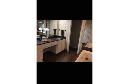 Texarkana Apartment | Oak Hill, Luxe Private Suite close to everything!