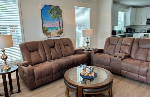 Oak Hill House | Oak Hill Waterfront Retreat – Unplug, Unwind, and Enjoy the Sunset