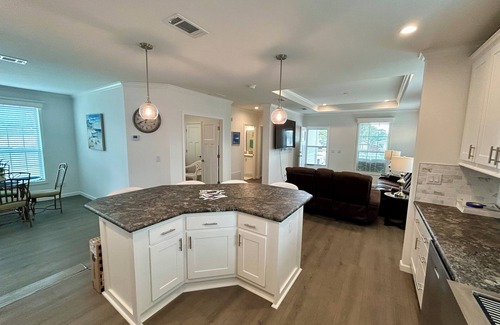 Oak Hill House | Oak Hill Waterfront Retreat – Unplug, Unwind, and Enjoy the Sunset