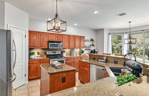Liberty Hill House | 'Oak Hollow'- 40 Acre Country Escape w/Pool, Sauna, Pet-Friendly!