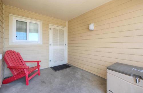 Caswell Beach House | Oak Island Beach Villa 308 Sandy Groves
