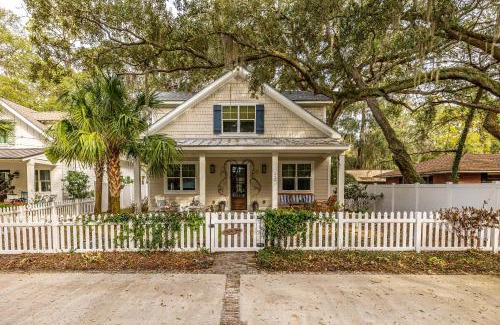 Saint Simons Island House | Oak Isle Cottage
