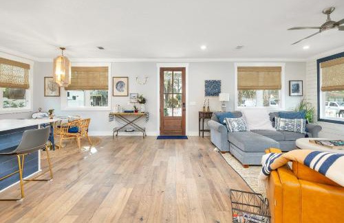 Saint Simons Island House | Oak Isle Cottage