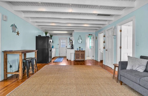 Yaupon Beach House | "Oak & Olive" 2 Bedroom 2 Bath PET FRIENDLY Home!