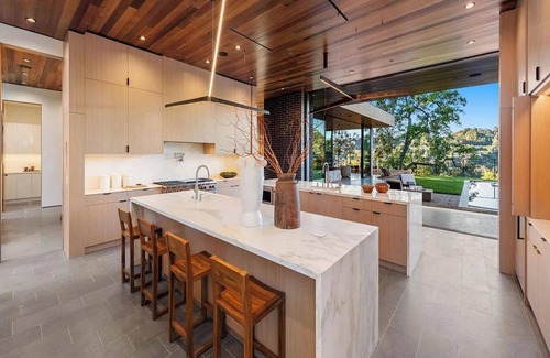 Beverly Hills House | Oak Pass Manor: Indoor-Outdoor Luxury with Pool, Sauna & Panoramic Views