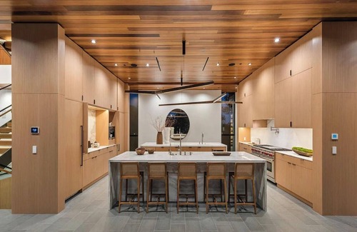 Beverly Hills House | Oak Pass Manor: Indoor-Outdoor Luxury with Pool, Sauna & Panoramic Views