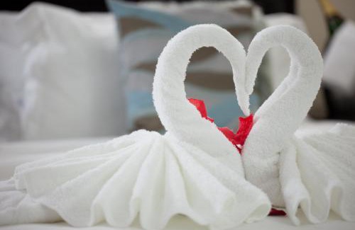Teshie Hotel | Oak Plaza Hotels East Airport