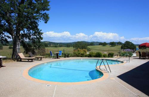 Plymouth Hotel | Oak Ridge Inn