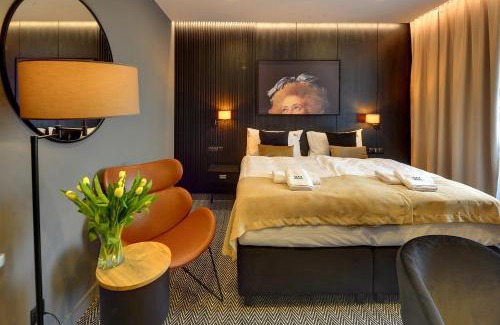 Oborniki Slaskie Hotel | OAK Rooms