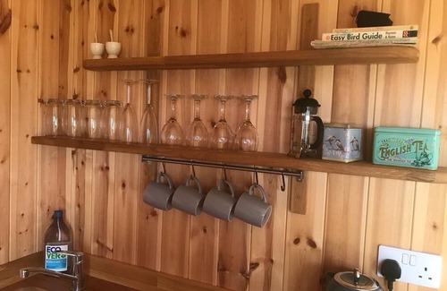 Saint Blazey Apartment | Oak Shepherds Hut, Wiveliscombe