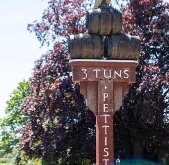 Pettistree Apartment | Oak - Three Tuns Apartments, Pettistree, Wickham Market - by Aldeburgh Coastal Cottages