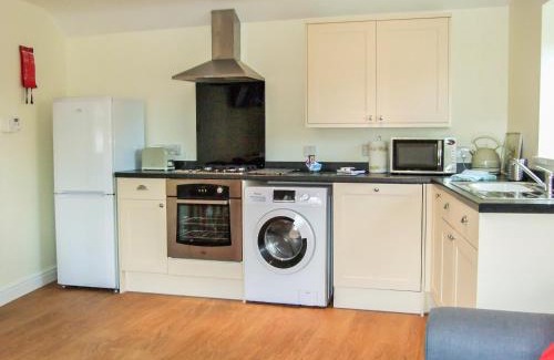 Leven House | Oak Tree Cottage