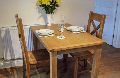 Leven House | Oak Tree Cottage
