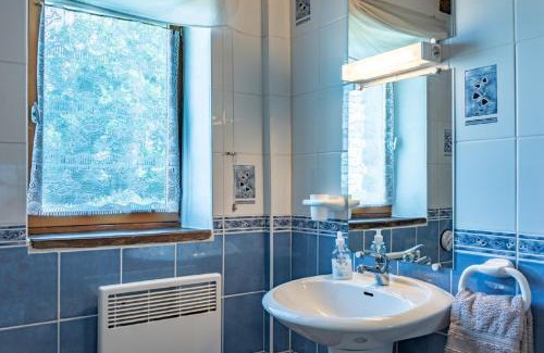Ecuras House | Oak Tree Gites