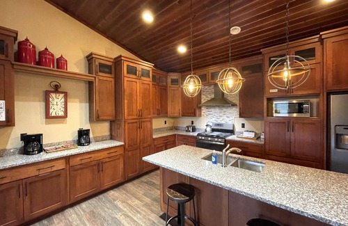 Spring Brook House | Oakbrook Crossing @ Spring Brook Resort