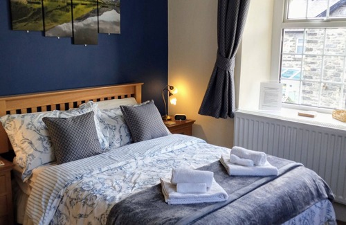 Gwynedd- Snowdonia Bed & Breakfast | Oakfield House Bed and Breakfast