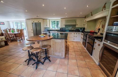 Knott End-on-Sea Cottage | Oakhouse - sleeps 16 guests in 5 bedrooms