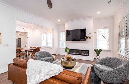 Oakhurst House | Oakhurst Cottage #3 Close to Uptown Charlotte3