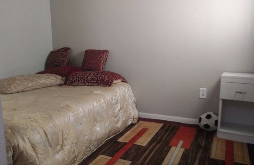 Oakland House | Oakland guesthouse -