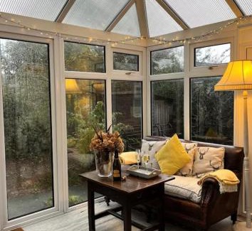 Wollerton House | Oaklands Farm