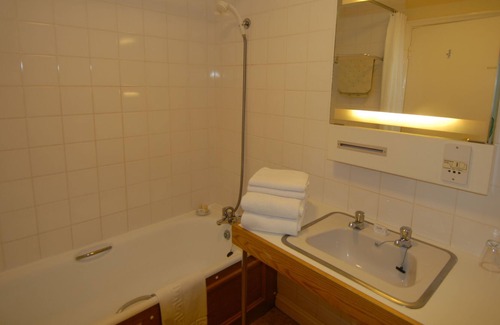 Trinity Hotel | Oaklands Lodge Hotel