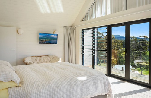 Millingandi House | Oakleaf Place - Your private escape awaits
