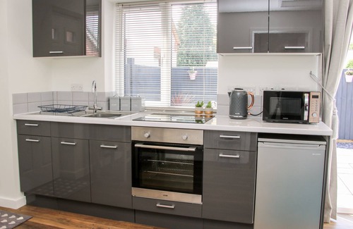 Four Crosses Cottage | Oakleigh