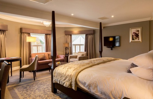 Oakley Hotel | Oakley Hall Hotel