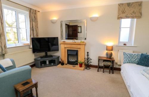 Moreton-in-Marsh House | Oakmead