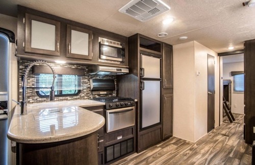 Pyoseon Condo | Oakra Resort